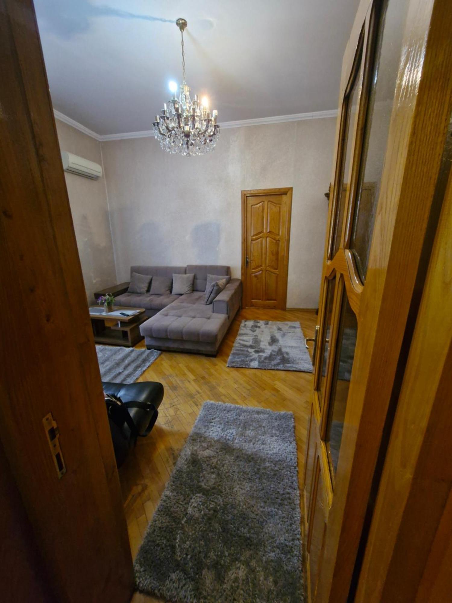 Barnaba Apartment Tbilisi Esterno foto