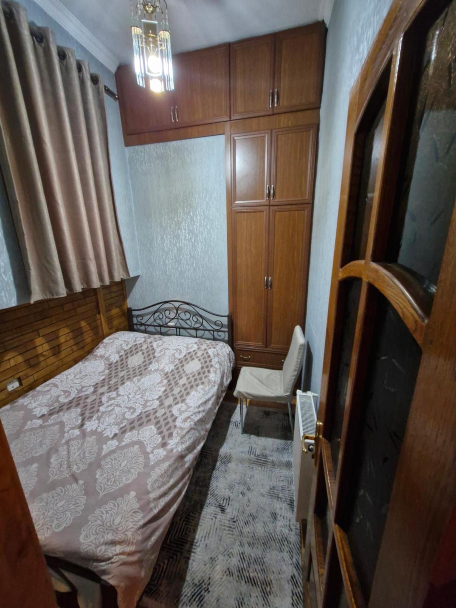Barnaba Apartment Tbilisi Esterno foto